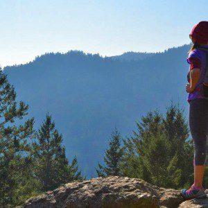 Runner views mountains surrounding Sonoma Valley